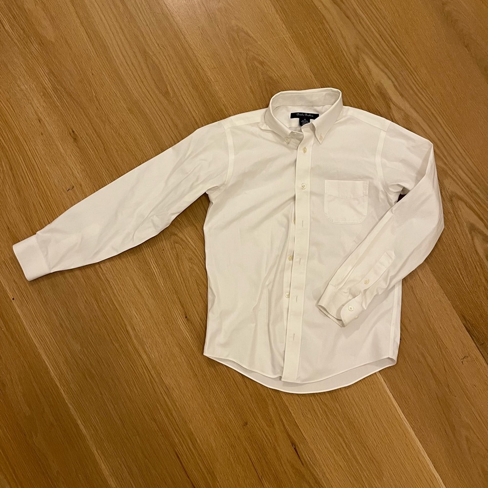 Boys Brooks Brothers white dress shirt. Size 12.